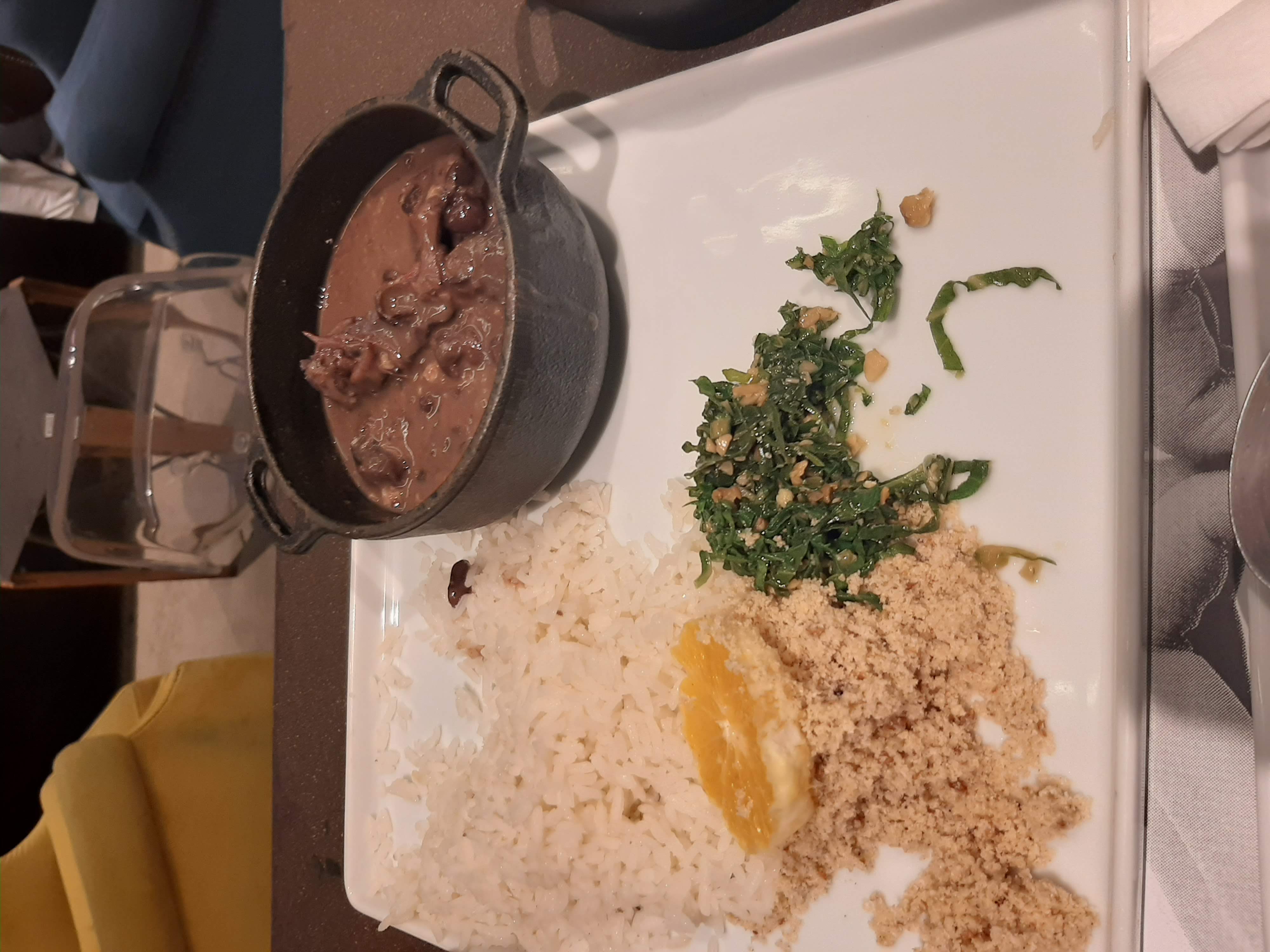 Feijoada with rice and kale