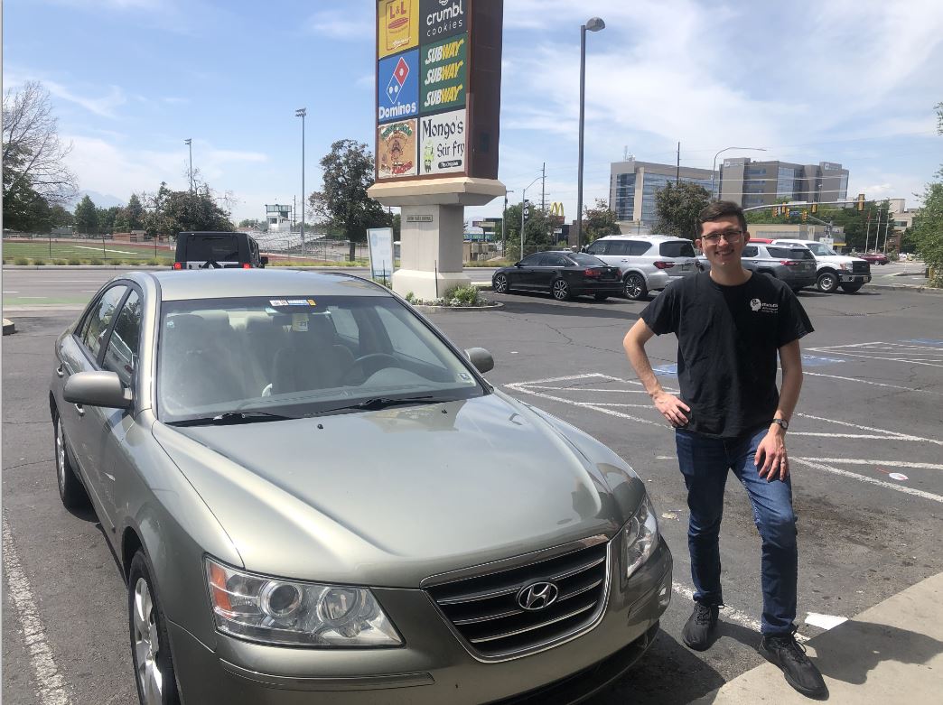 Simon and the Car